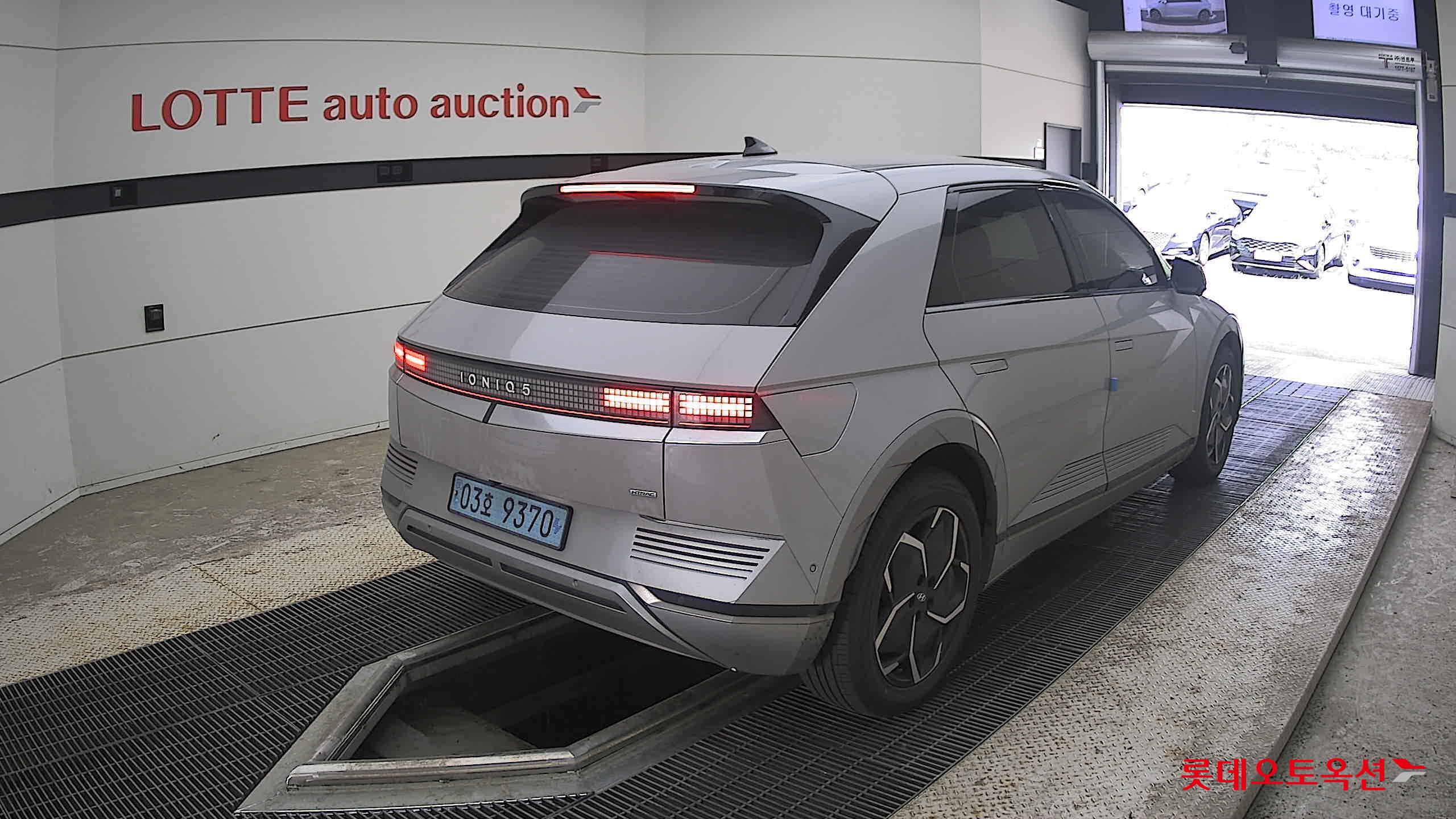 2022 - hyundai ioniq