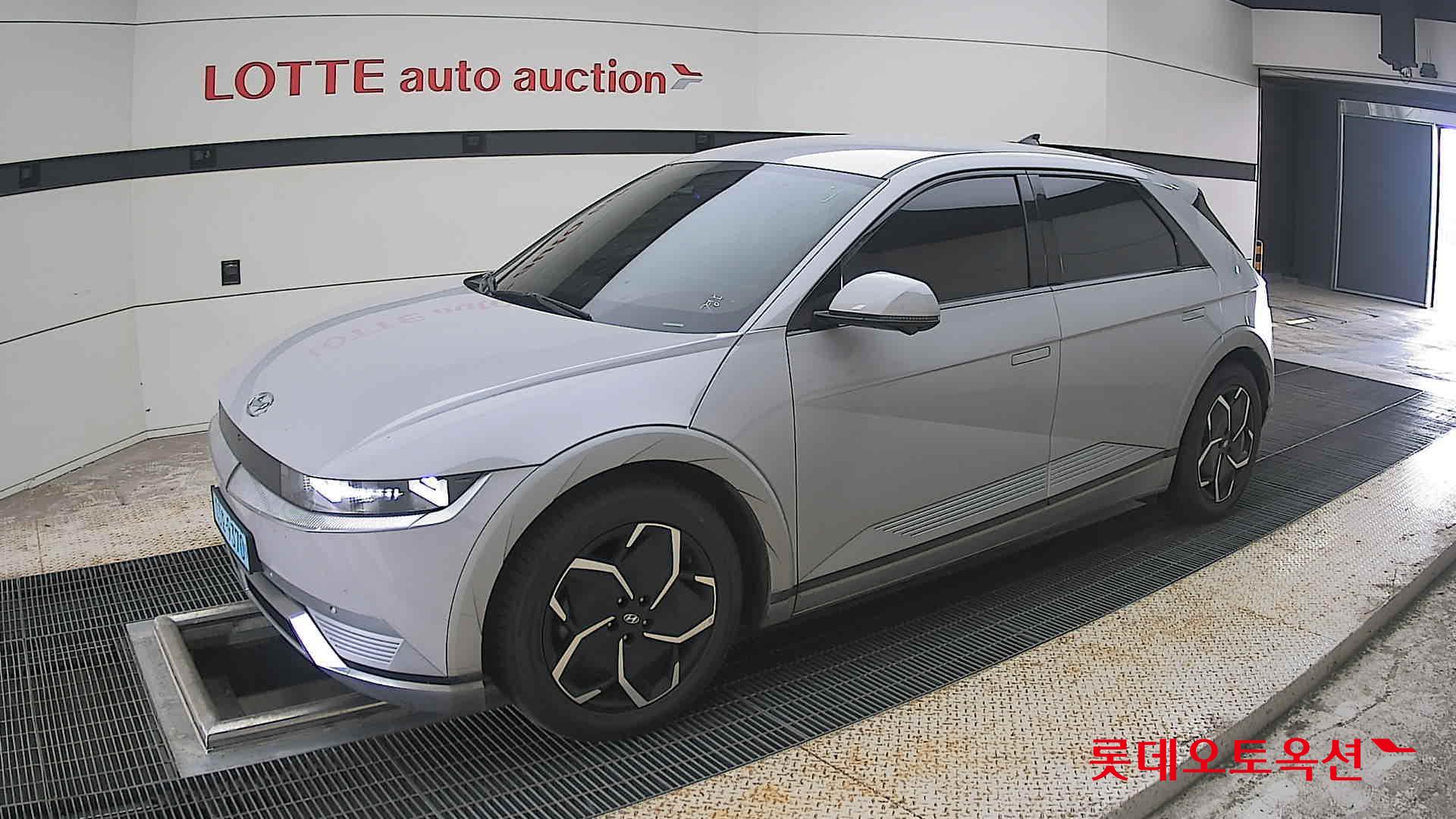 2022 - hyundai ioniq