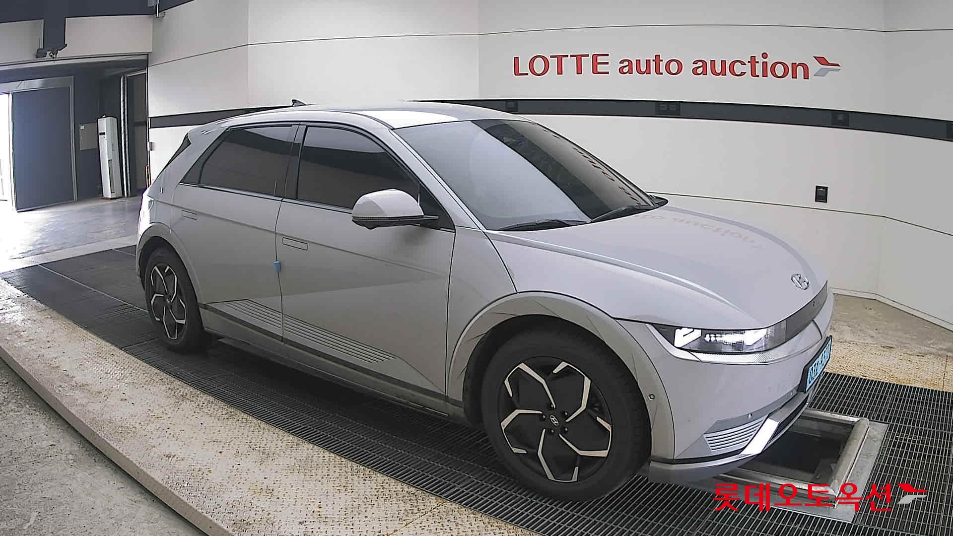 2022 - hyundai ioniq