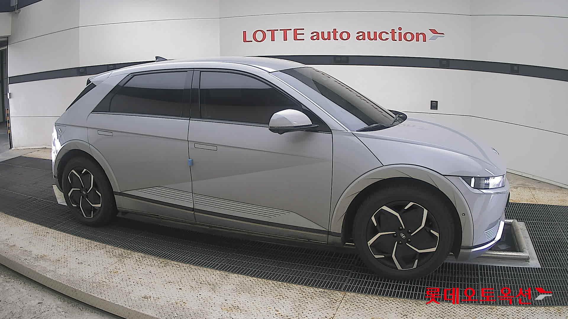 2022 - hyundai ioniq