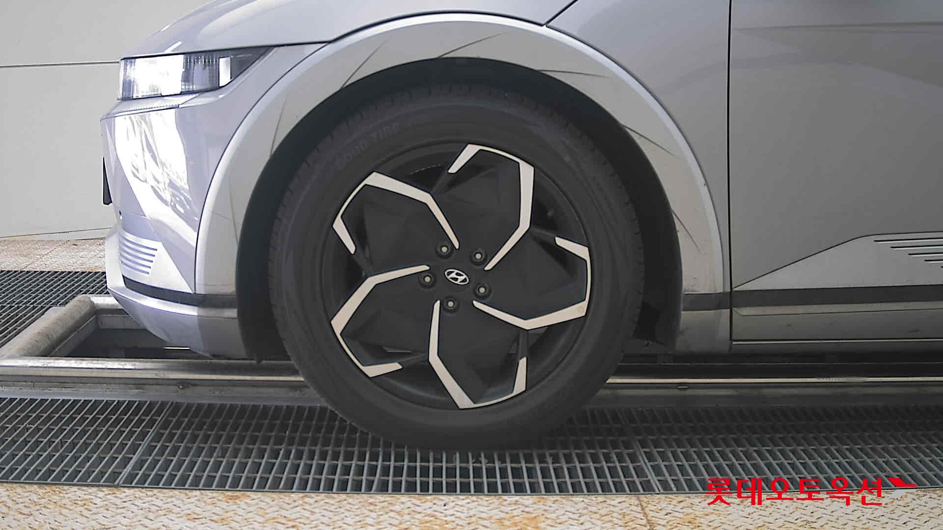 2022 - hyundai ioniq