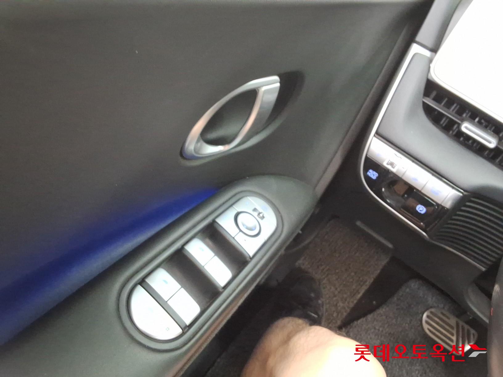 2022 - hyundai ioniq