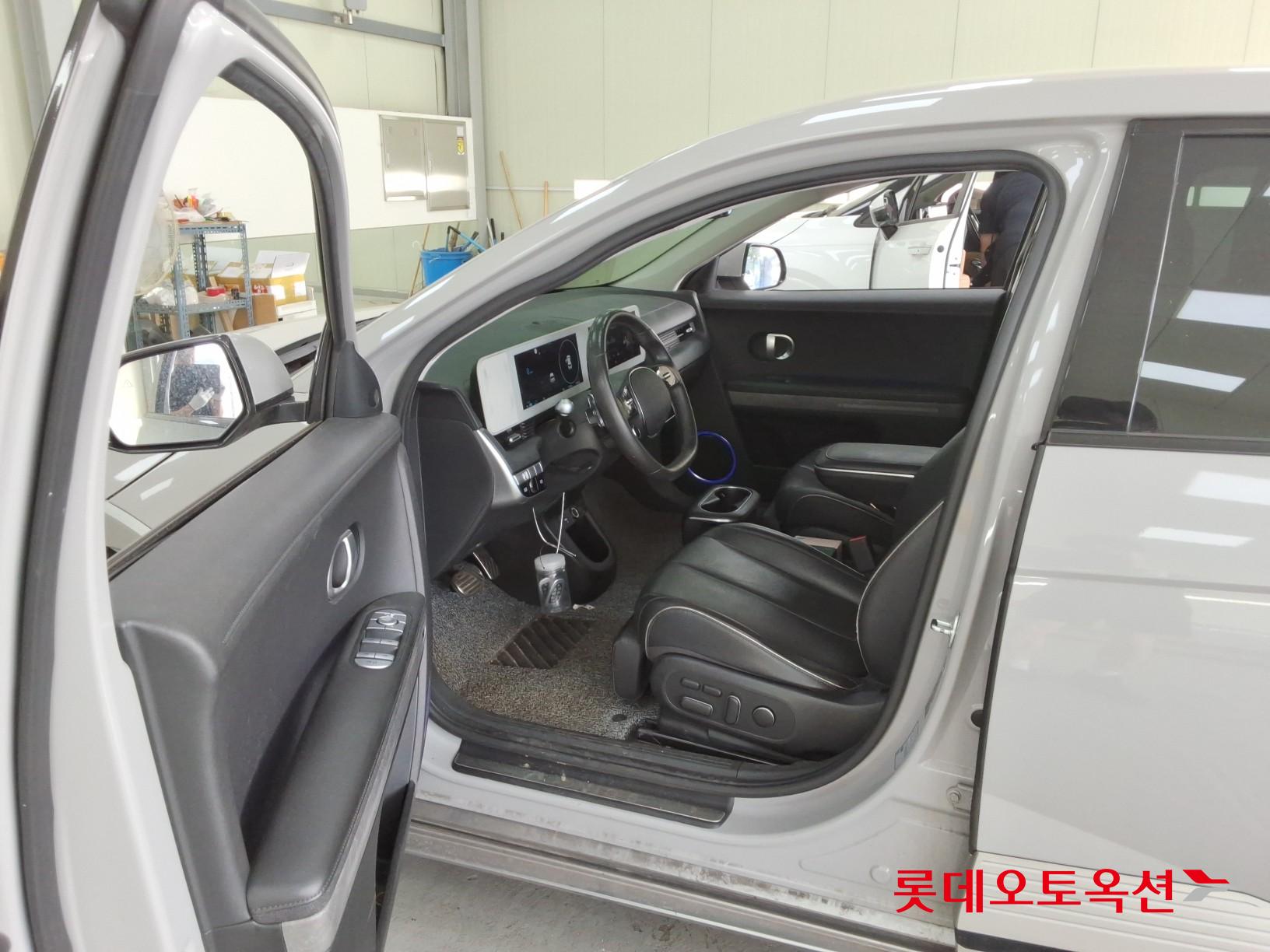 2022 - hyundai ioniq