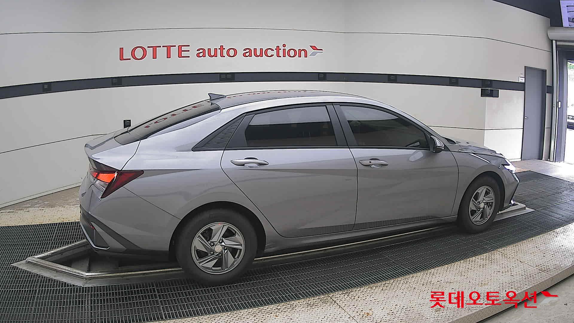 2024 - hyundai avante
