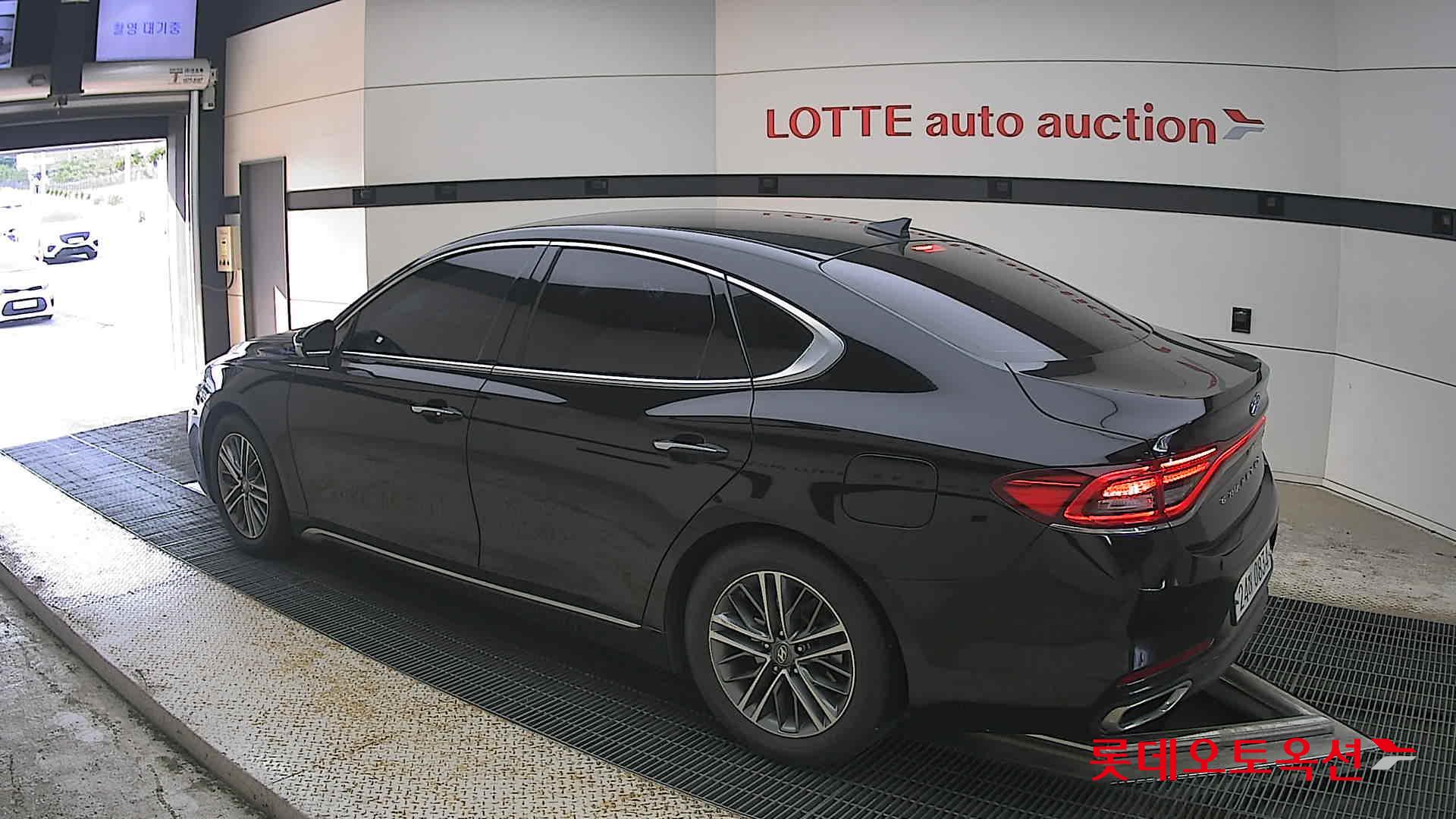 2019 - hyundai grandeur