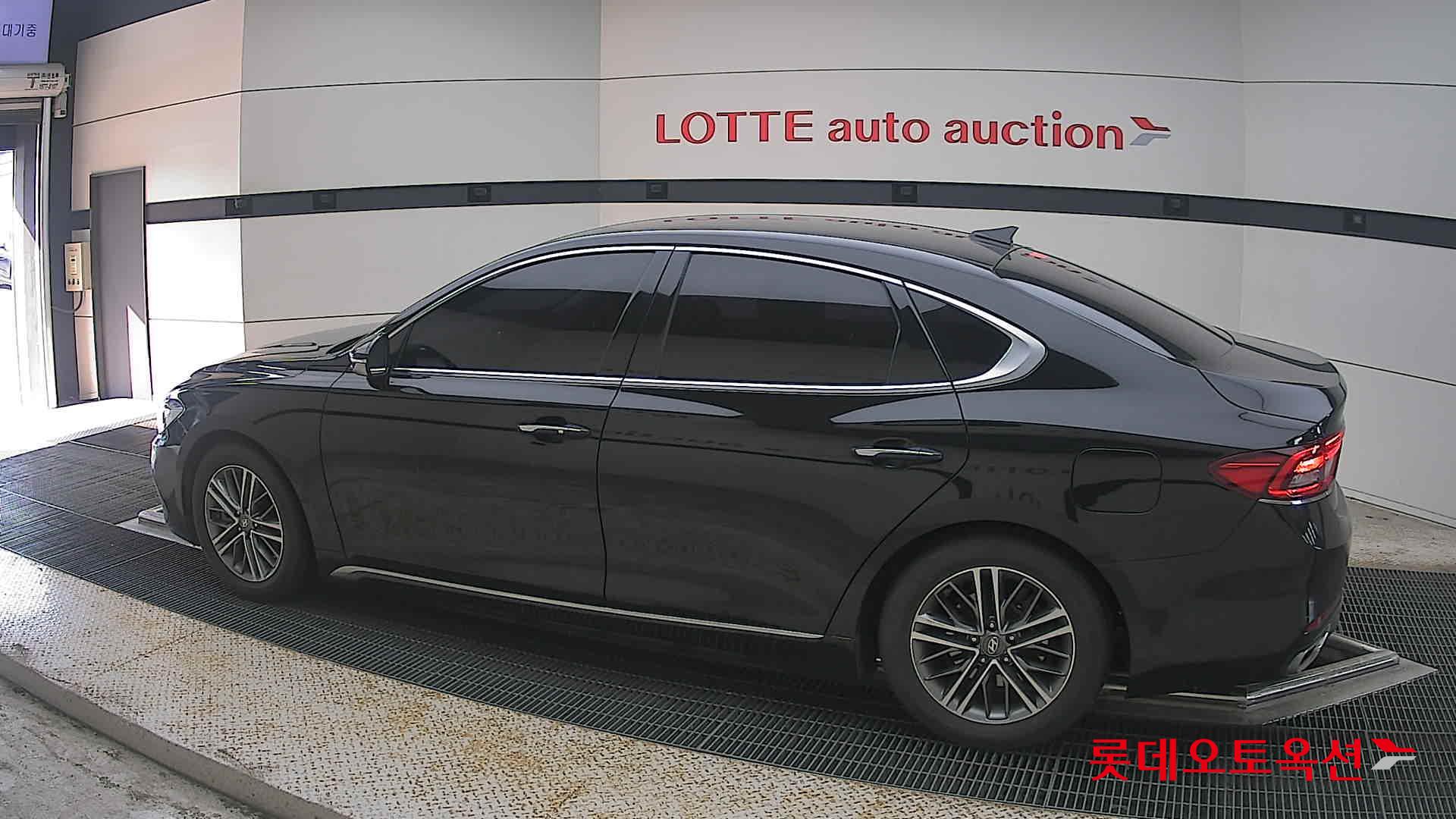 2019 - hyundai grandeur