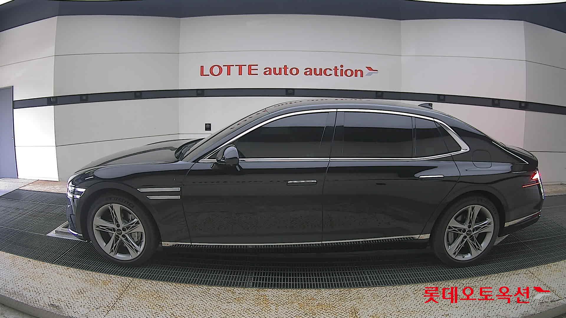 2023 - genesis g90