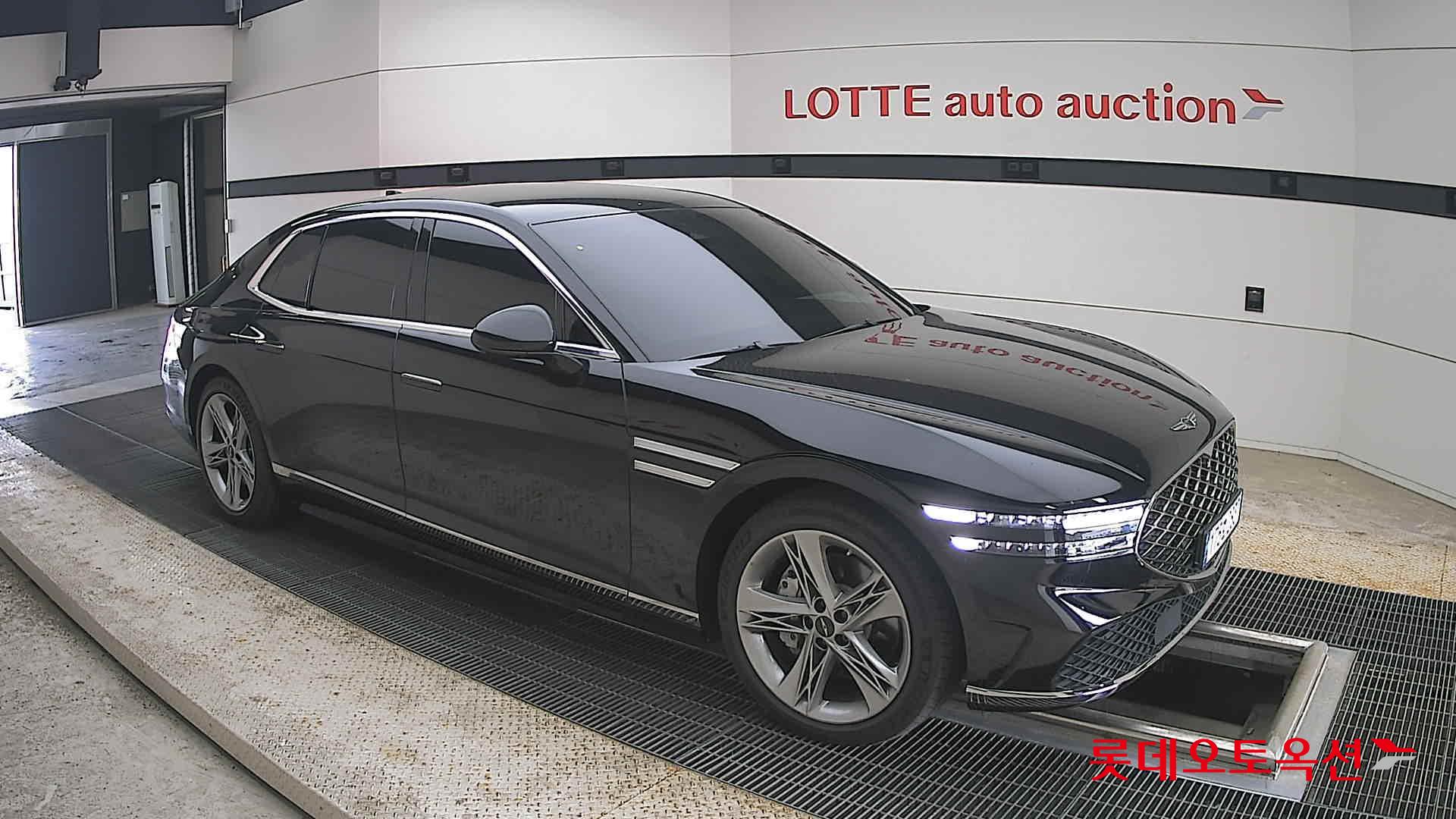 2023 - genesis g90