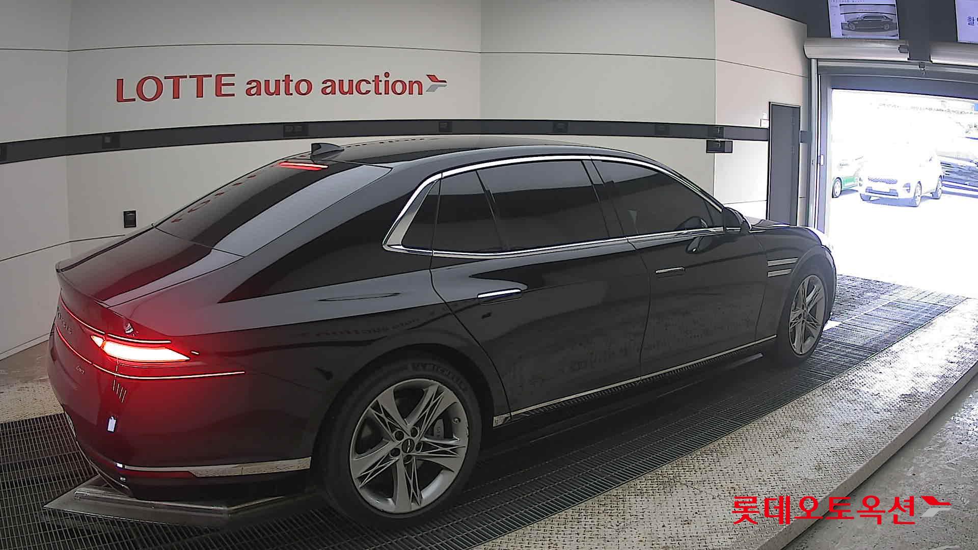 2023 - genesis g90