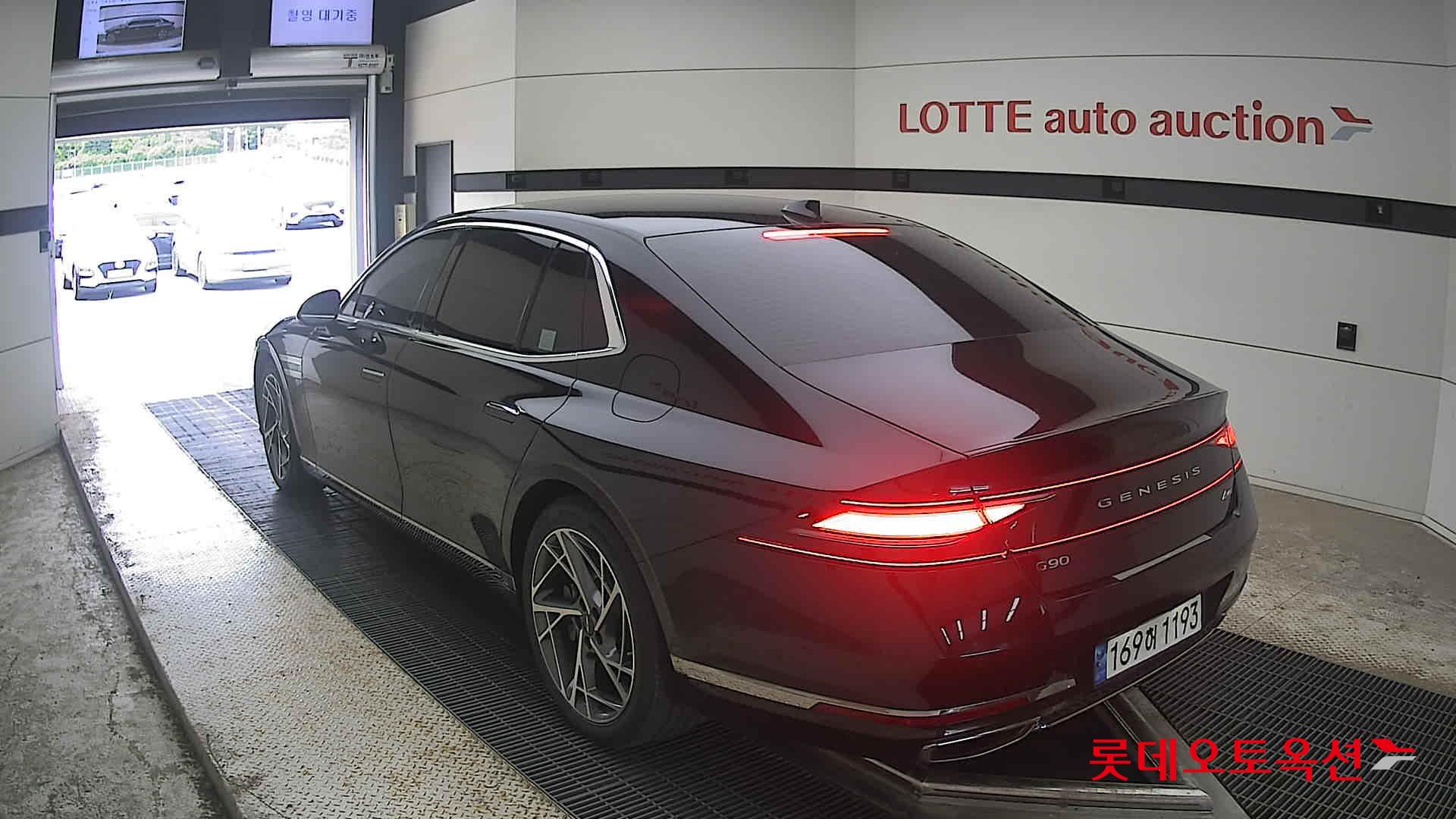 2022 - genesis g90