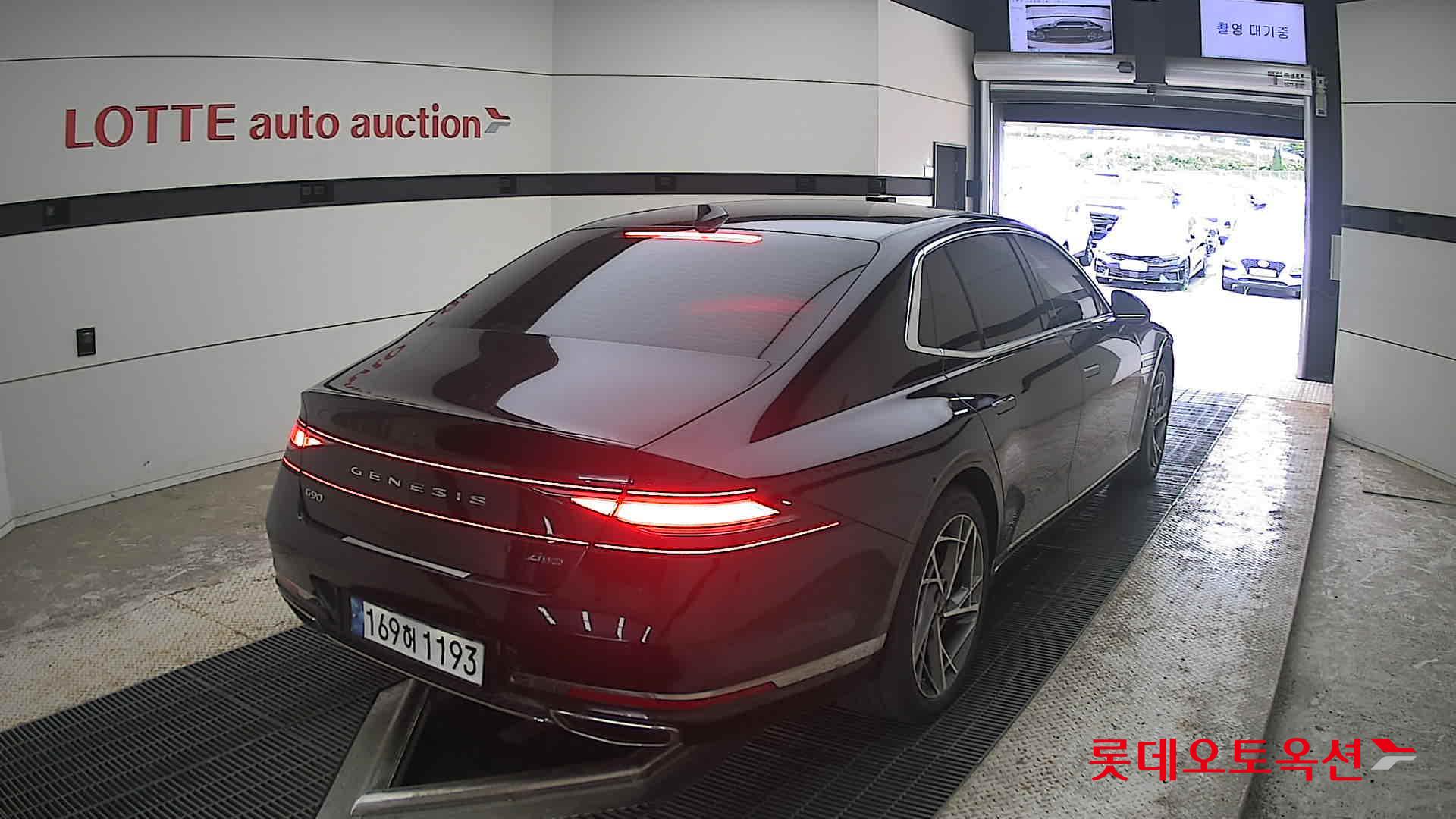 2022 - genesis g90