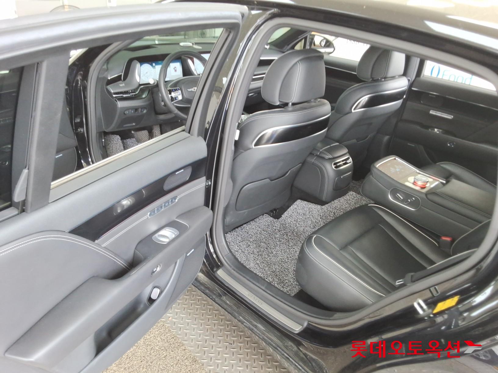 2022 - genesis g90