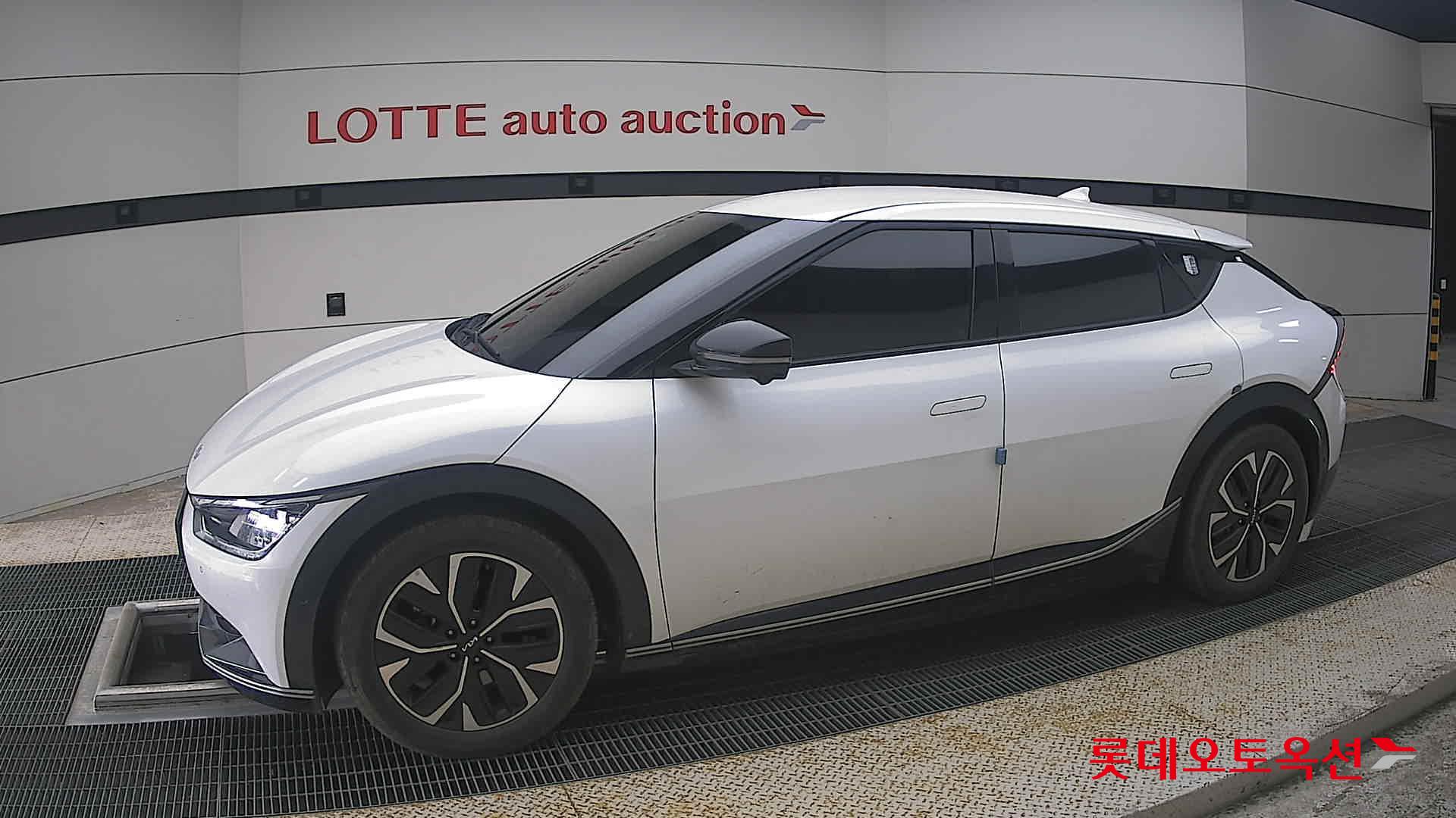 2023 - kia ev6