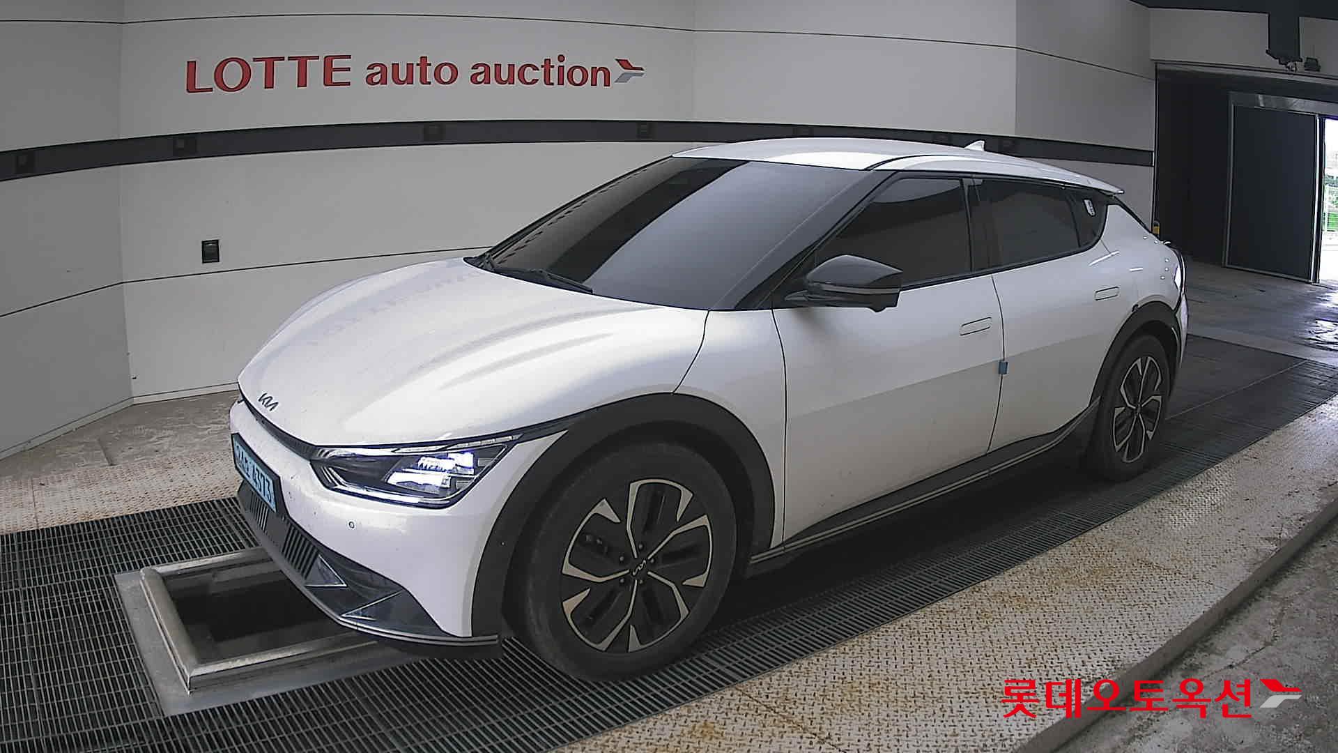 2023 - kia ev6