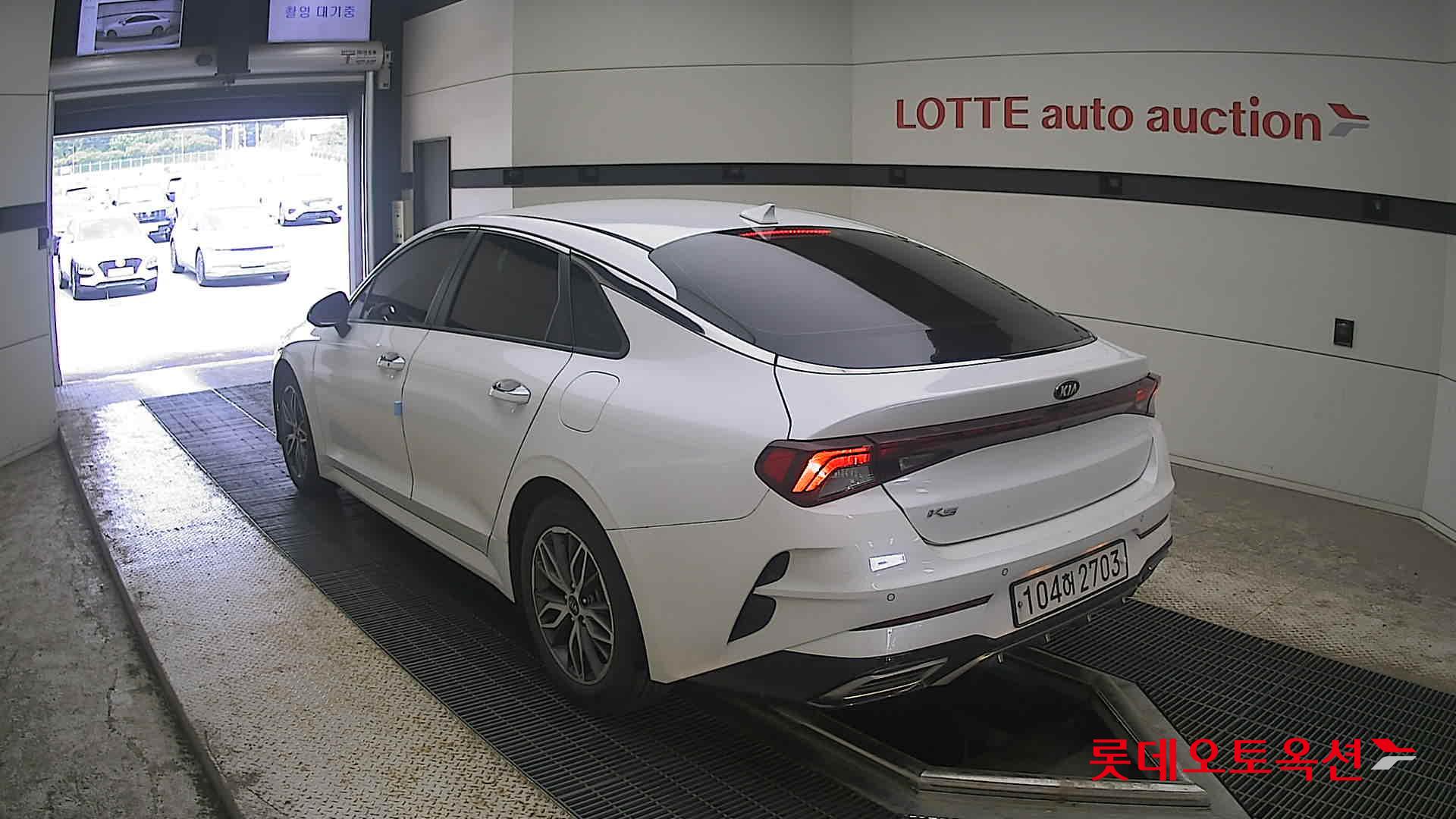 2020 - kia k5