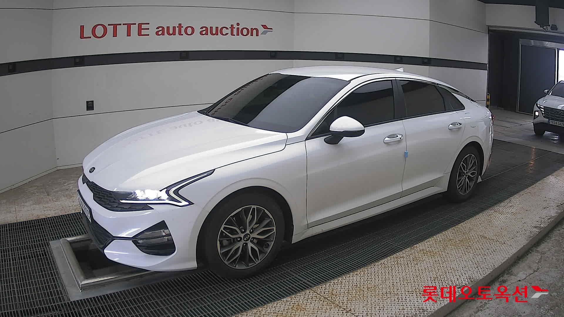 2020 - kia k5
