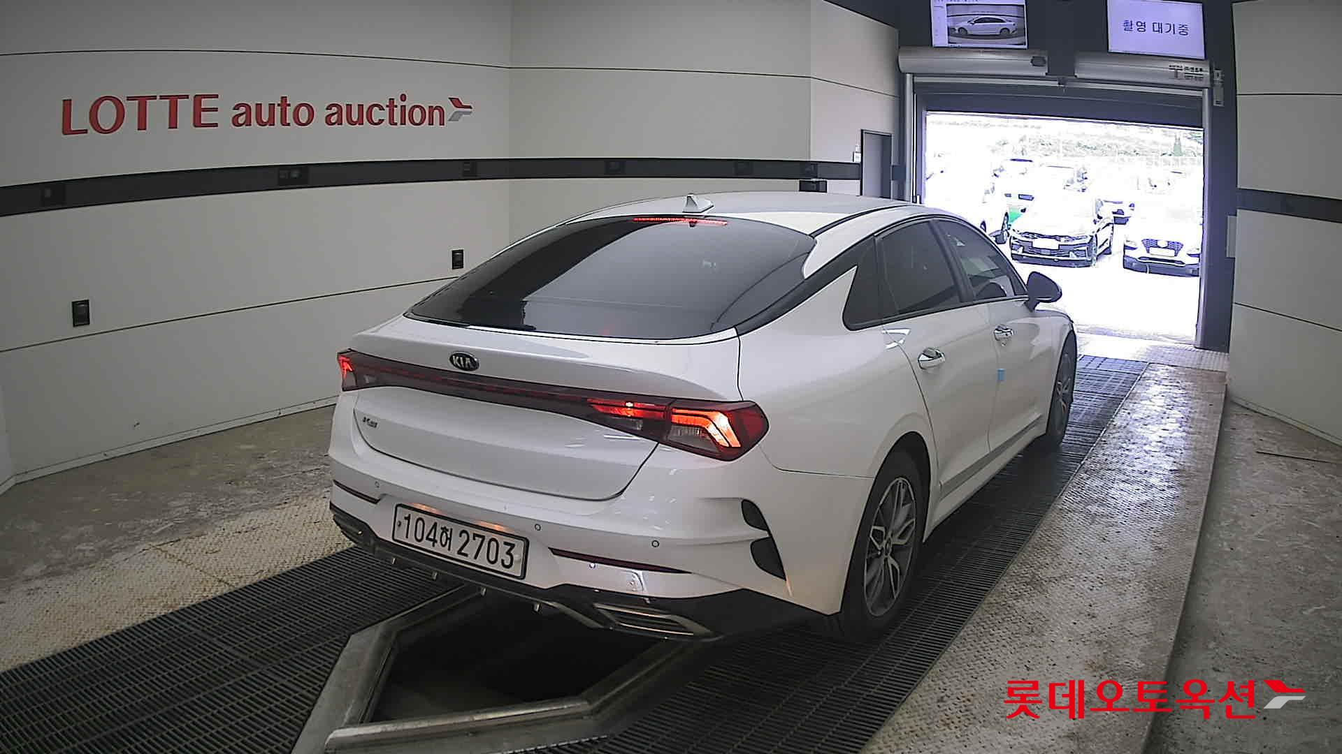 2020 - kia k5
