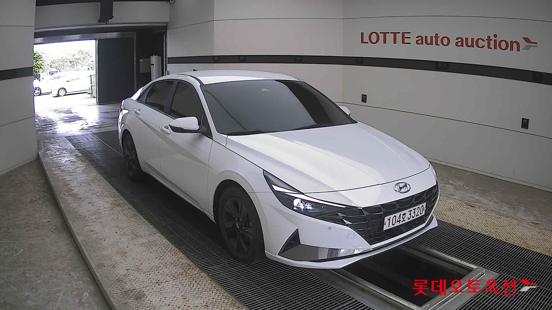 2021 - hyundai avante