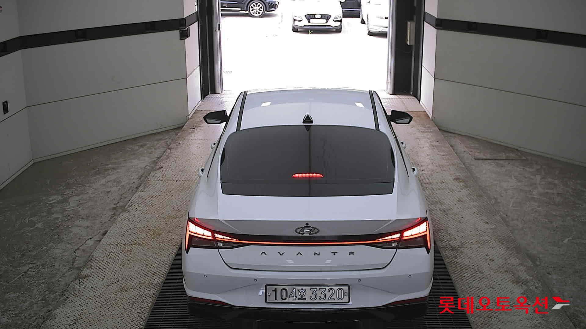 2021 - hyundai avante