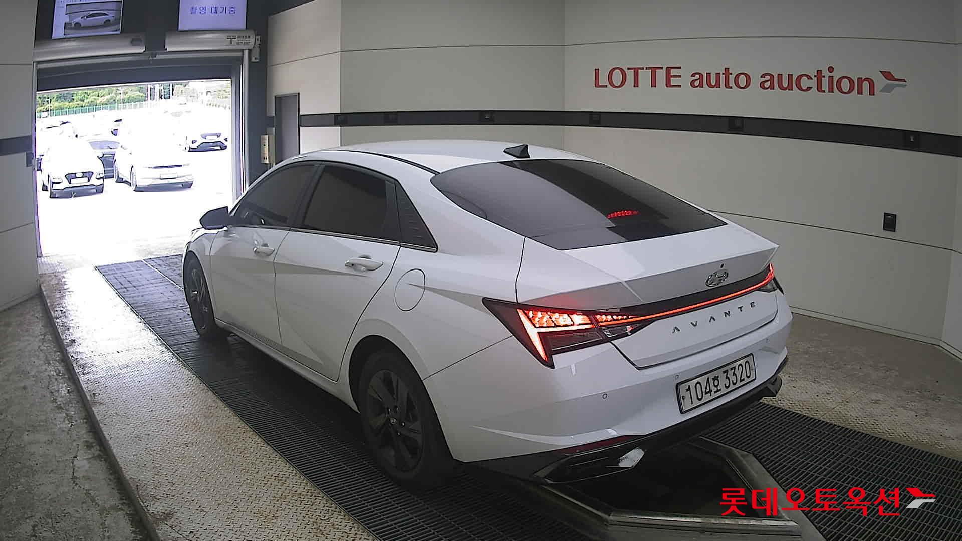2021 - hyundai avante