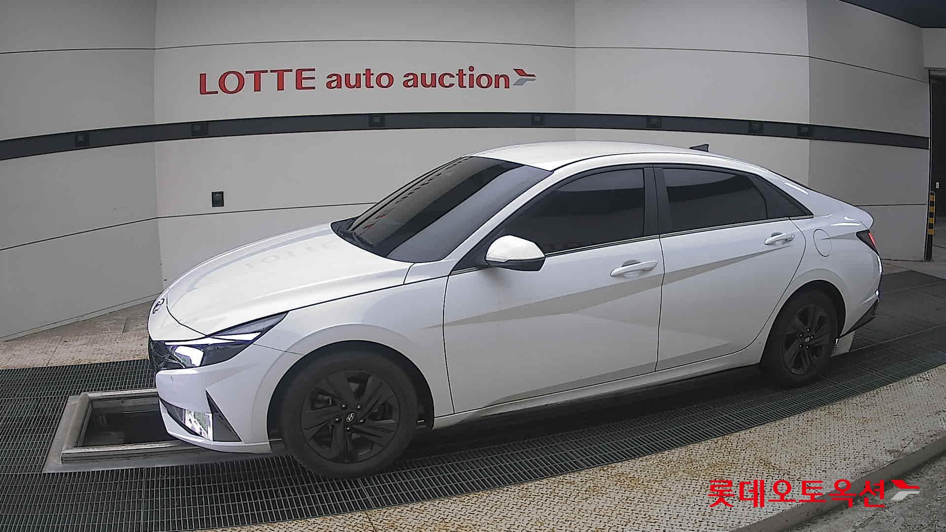 2021 - hyundai avante