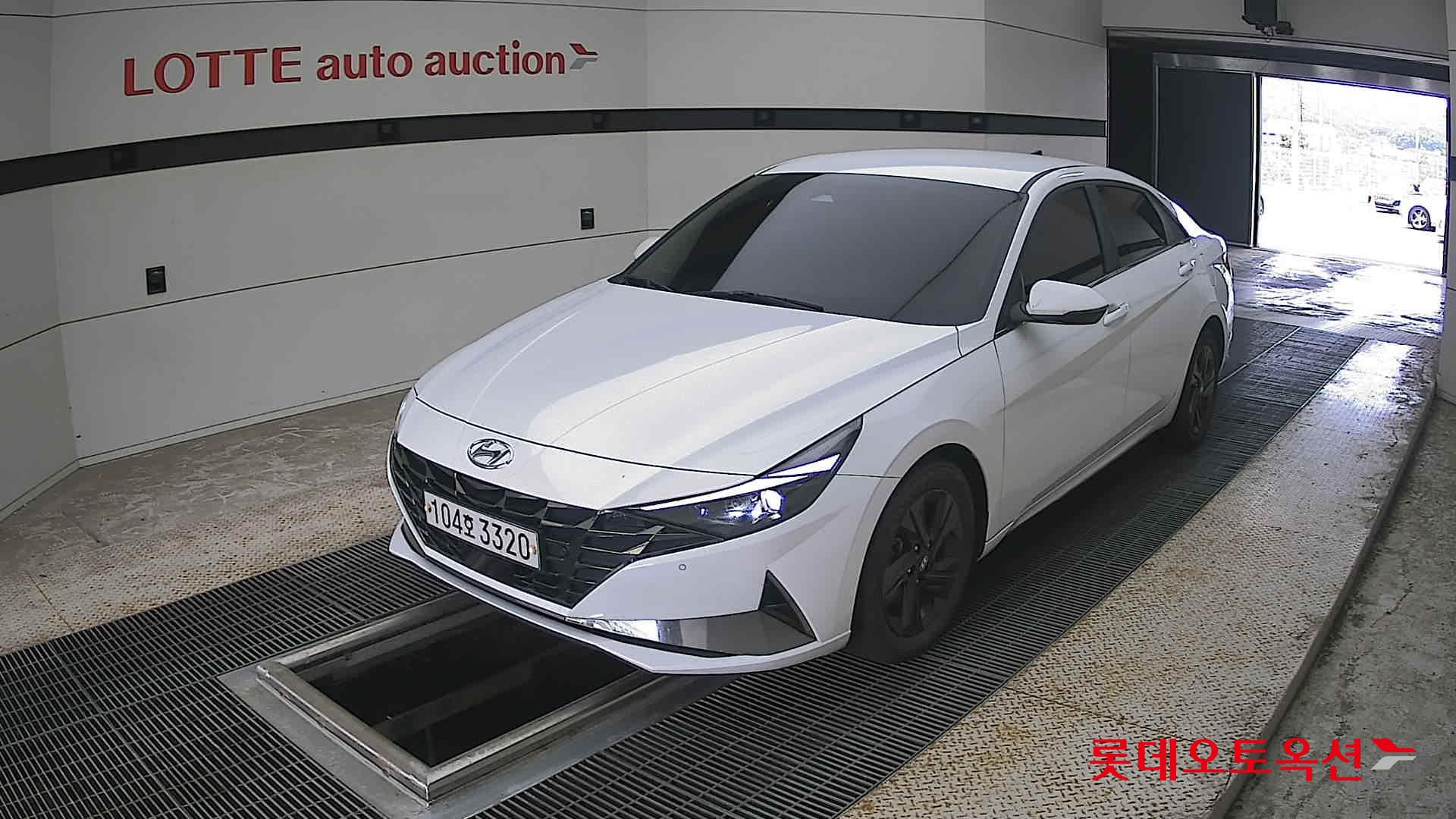 2021 - hyundai avante