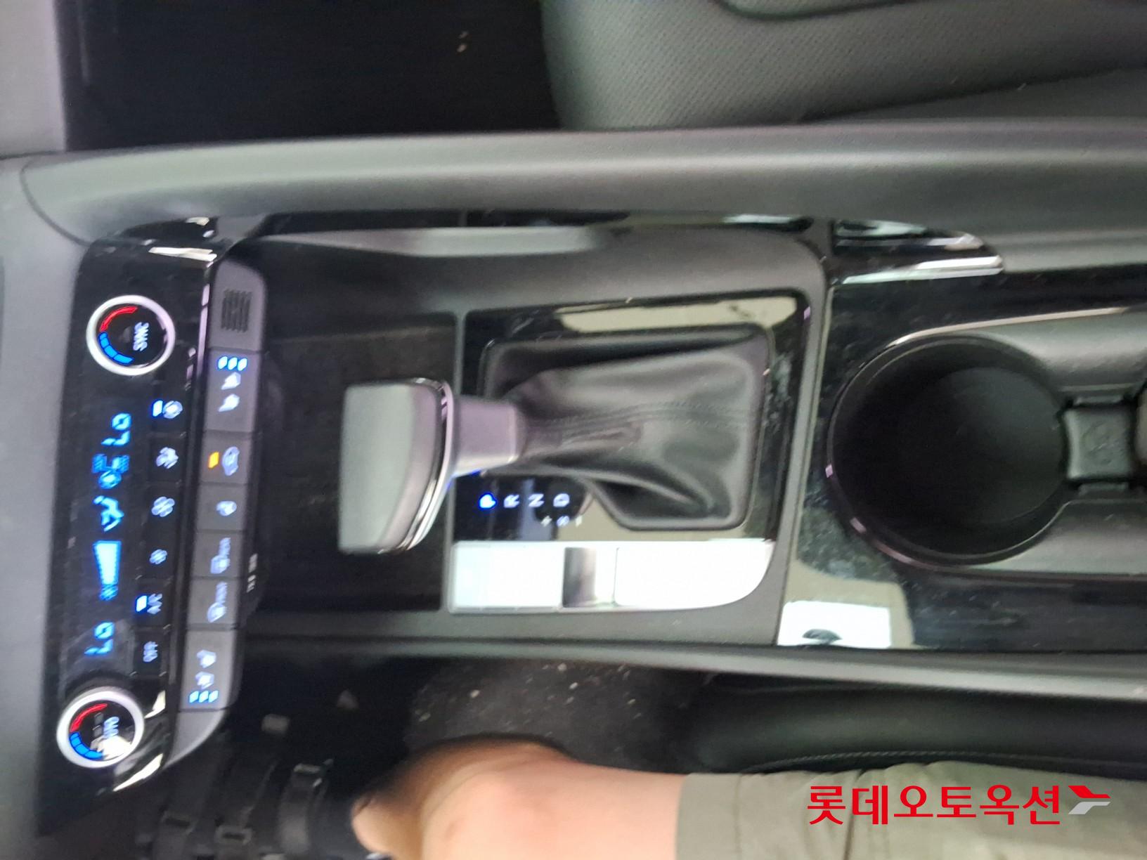 2021 - hyundai avante