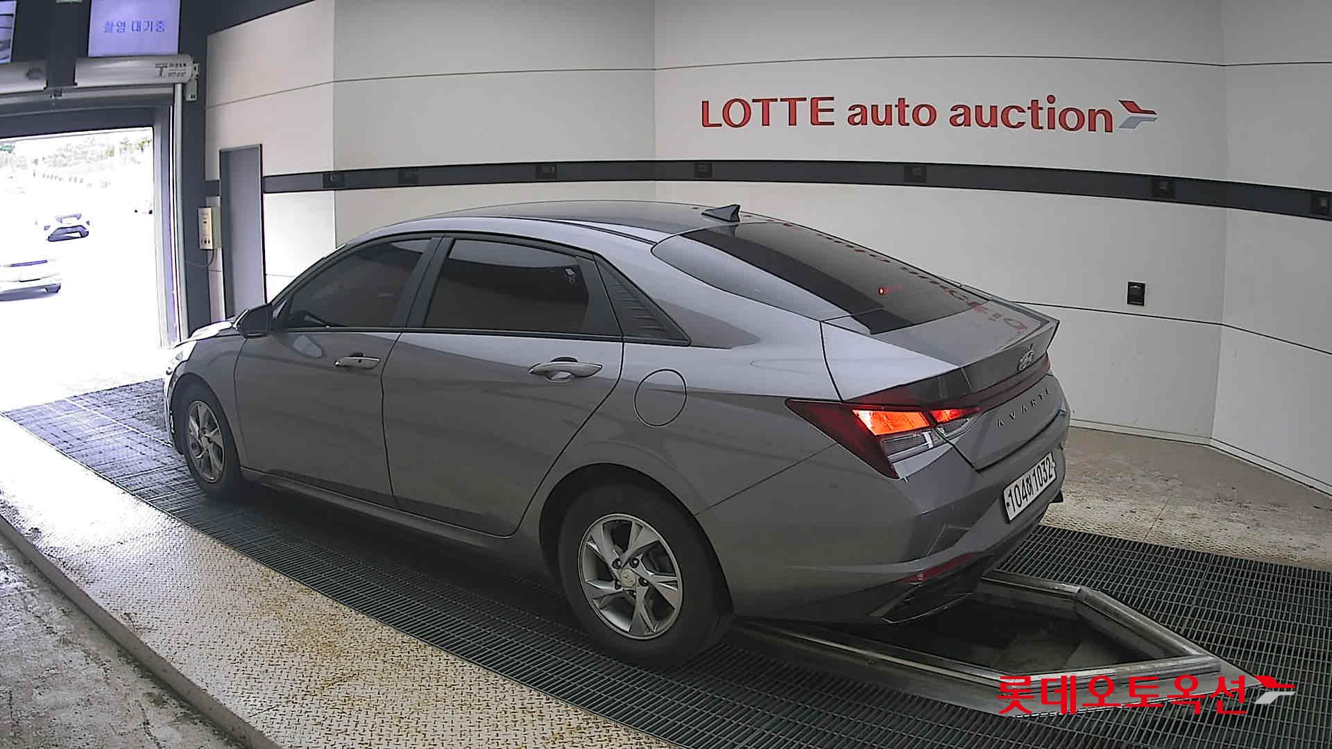 2021 - hyundai avante
