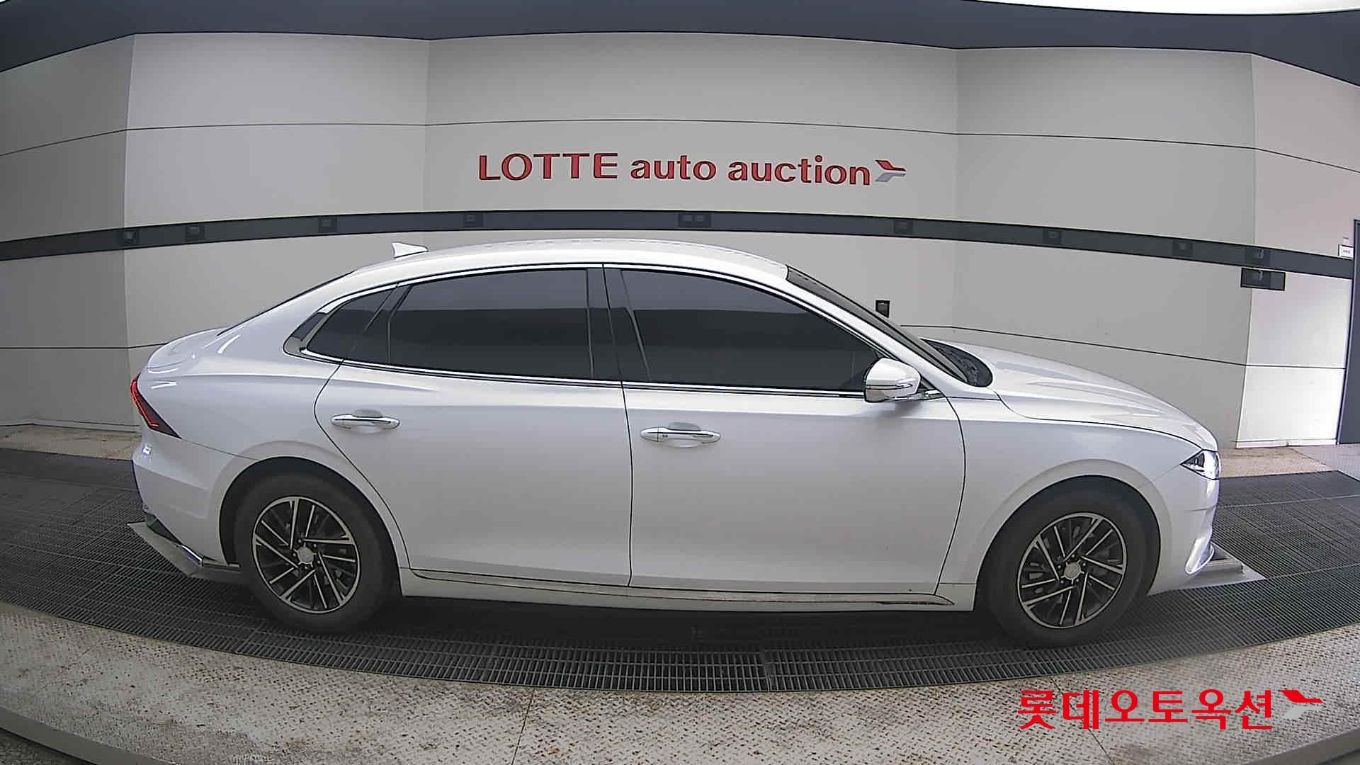 2020 - hyundai grandeur