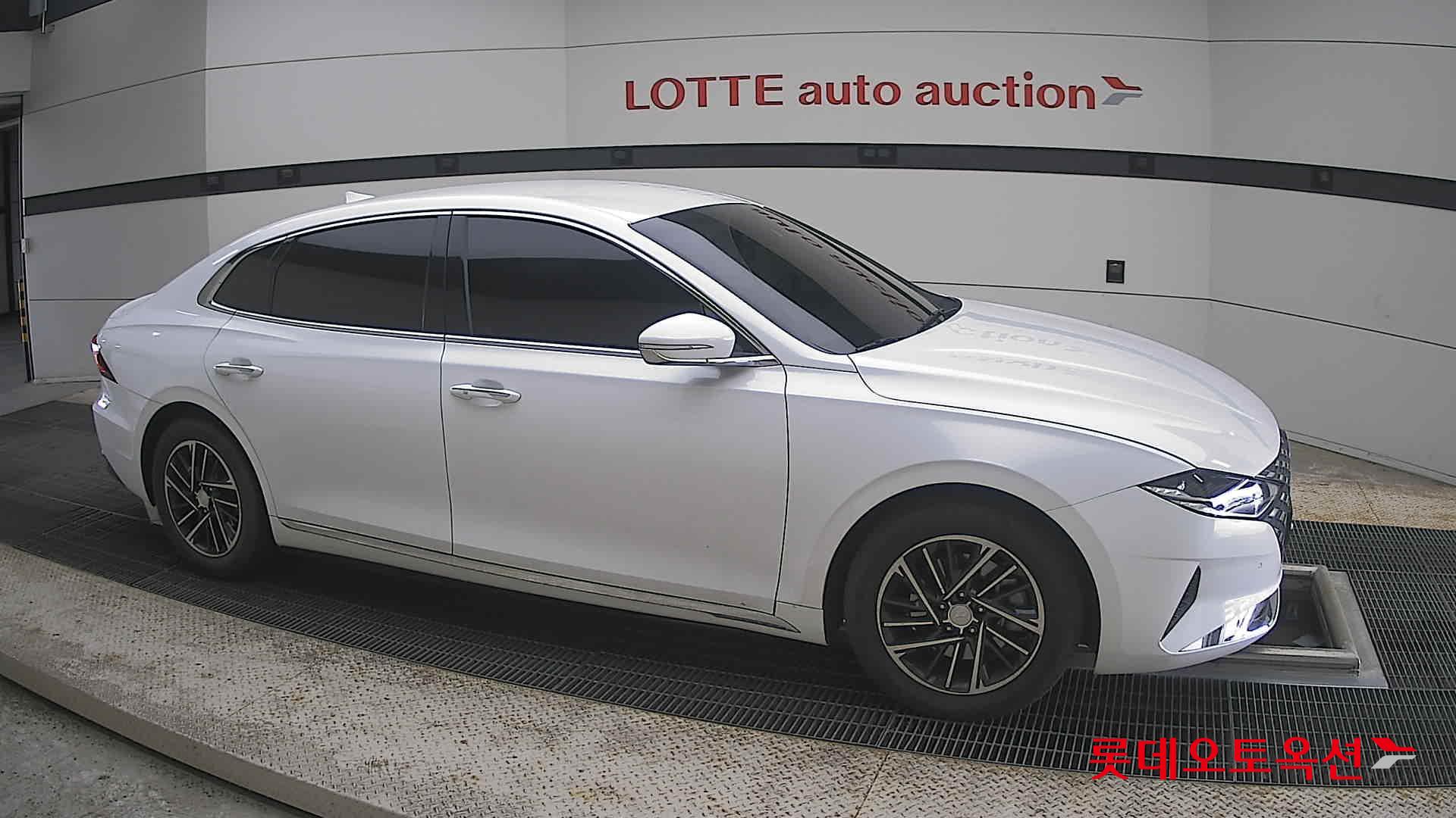 2020 - hyundai grandeur