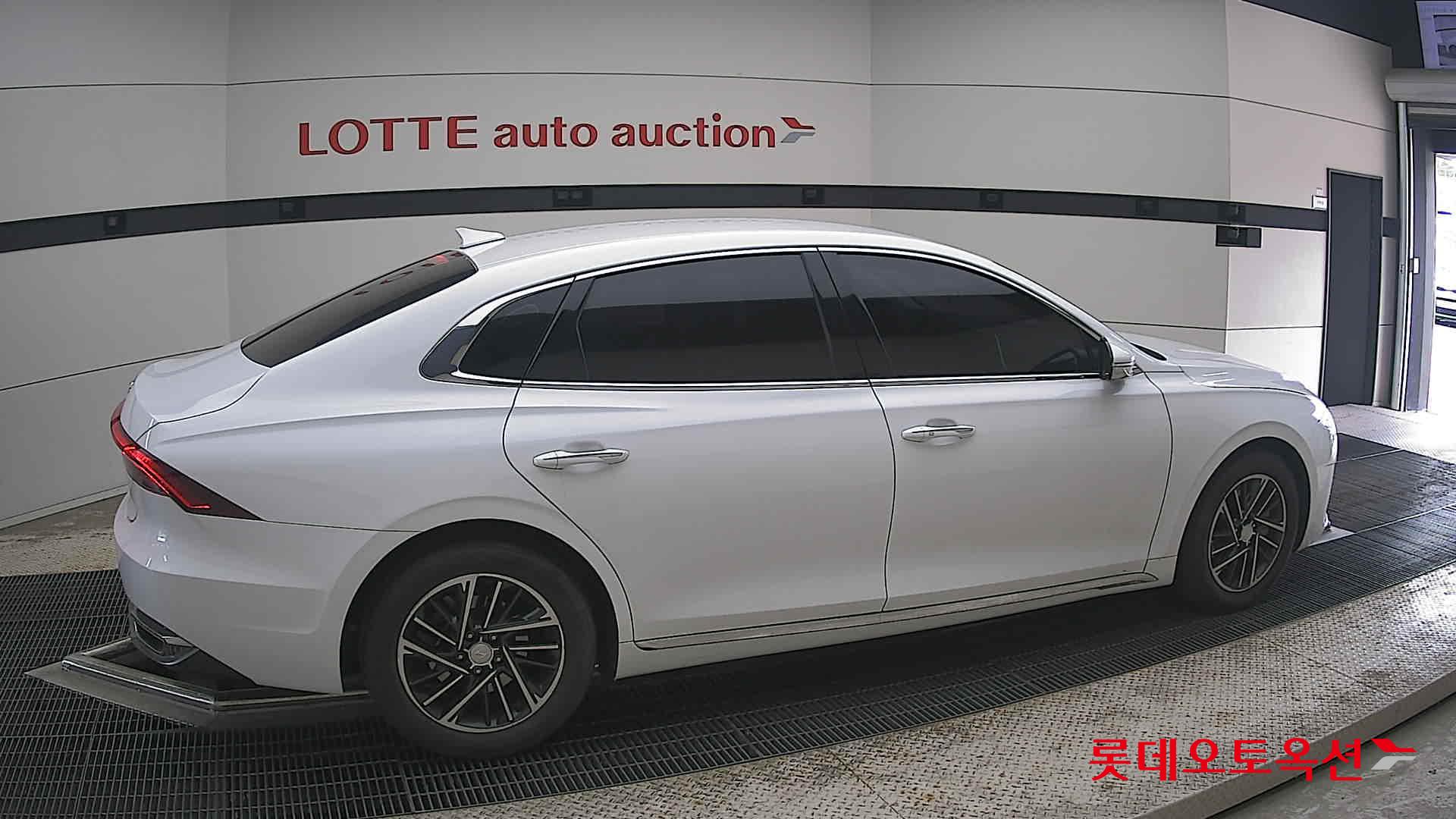 2020 - hyundai grandeur