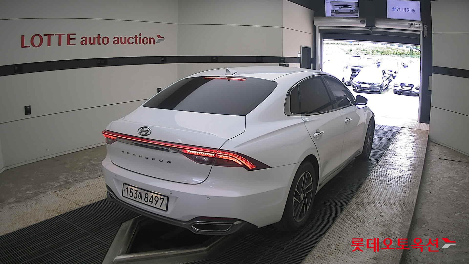 2020 - hyundai grandeur