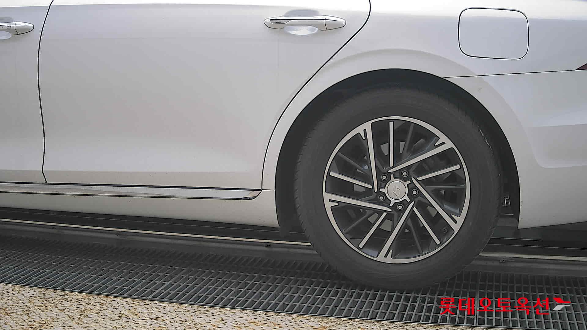 2020 - hyundai grandeur