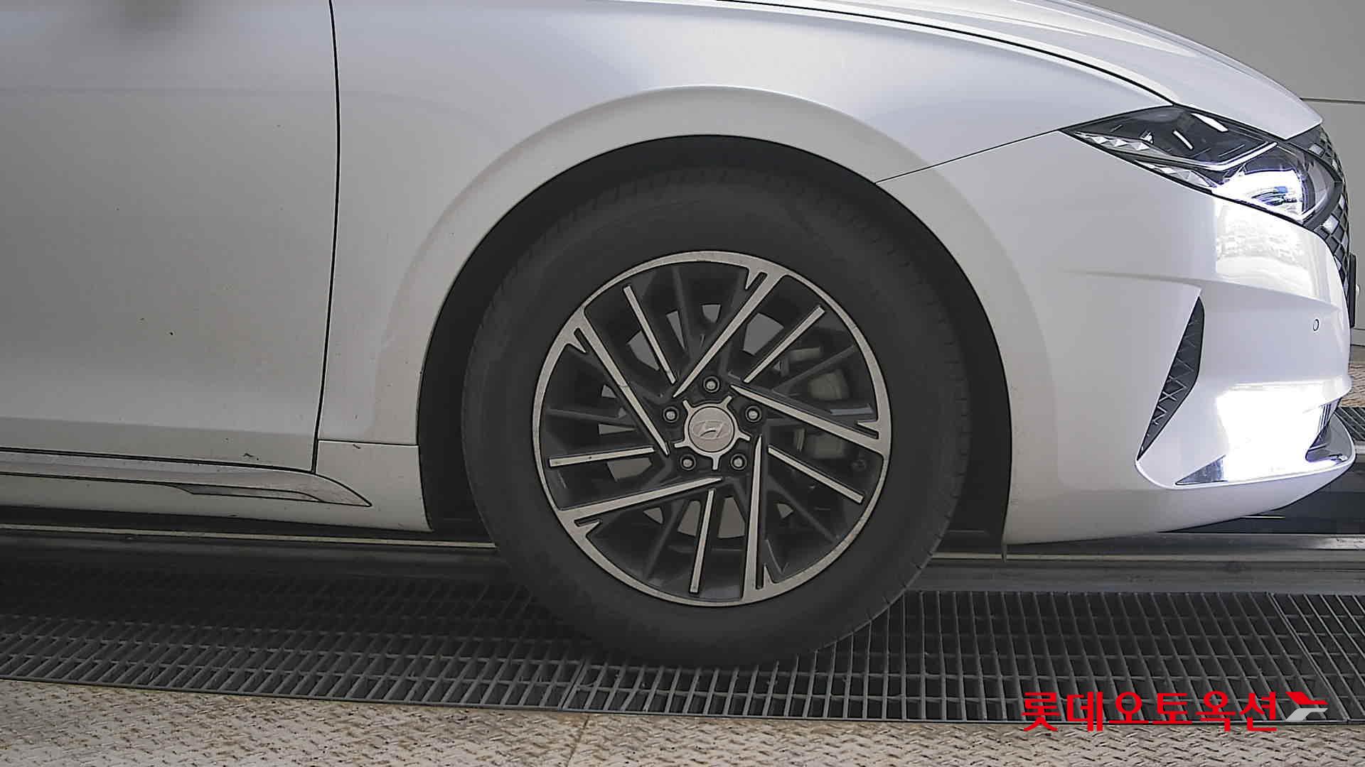 2020 - hyundai grandeur