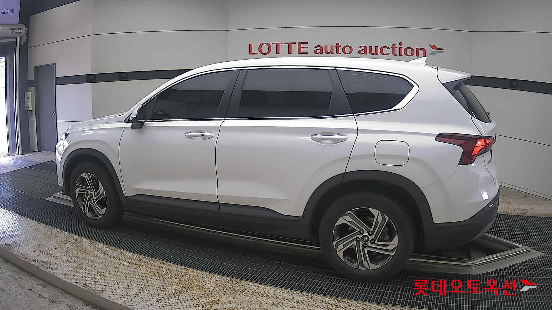 2021 - hyundai santafe