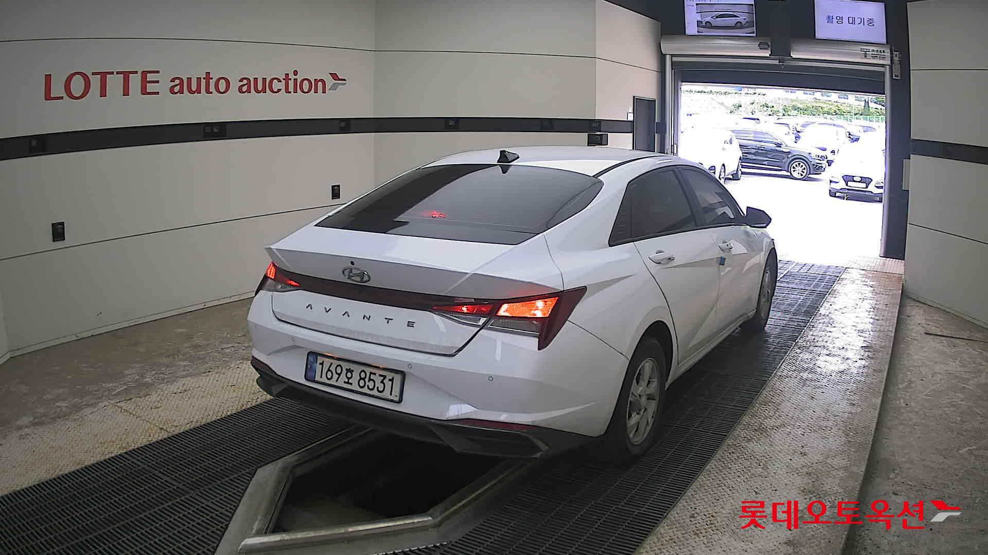 2023 - hyundai avante