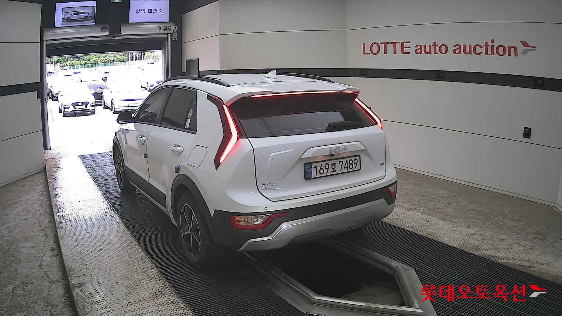 2022 - kia niro