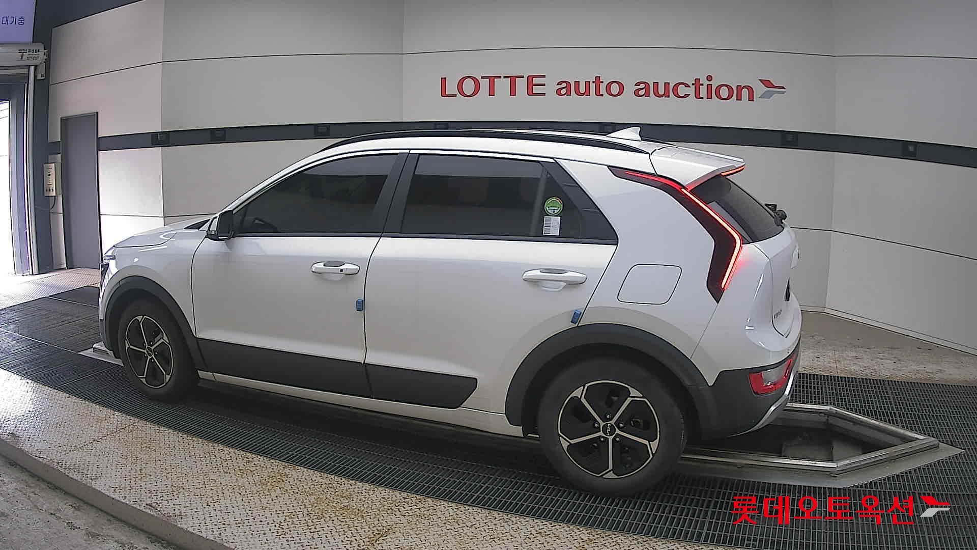 2022 - kia niro