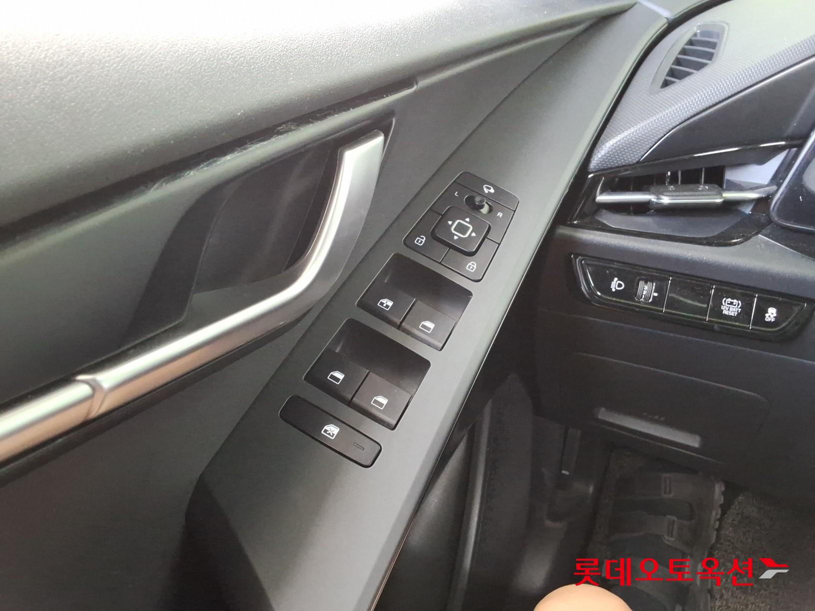 2022 - kia niro