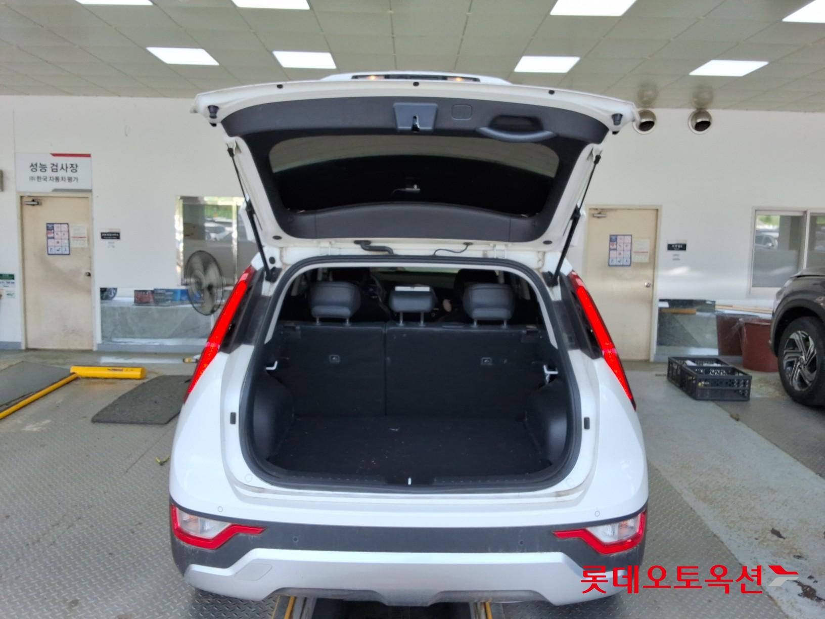 2022 - kia niro