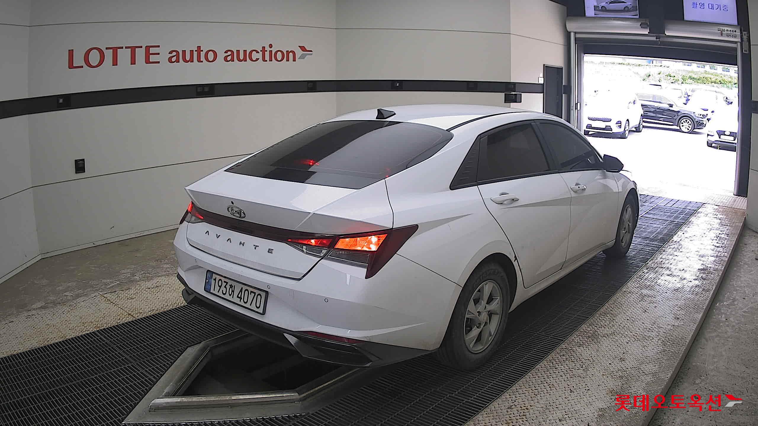 2023 - hyundai avante