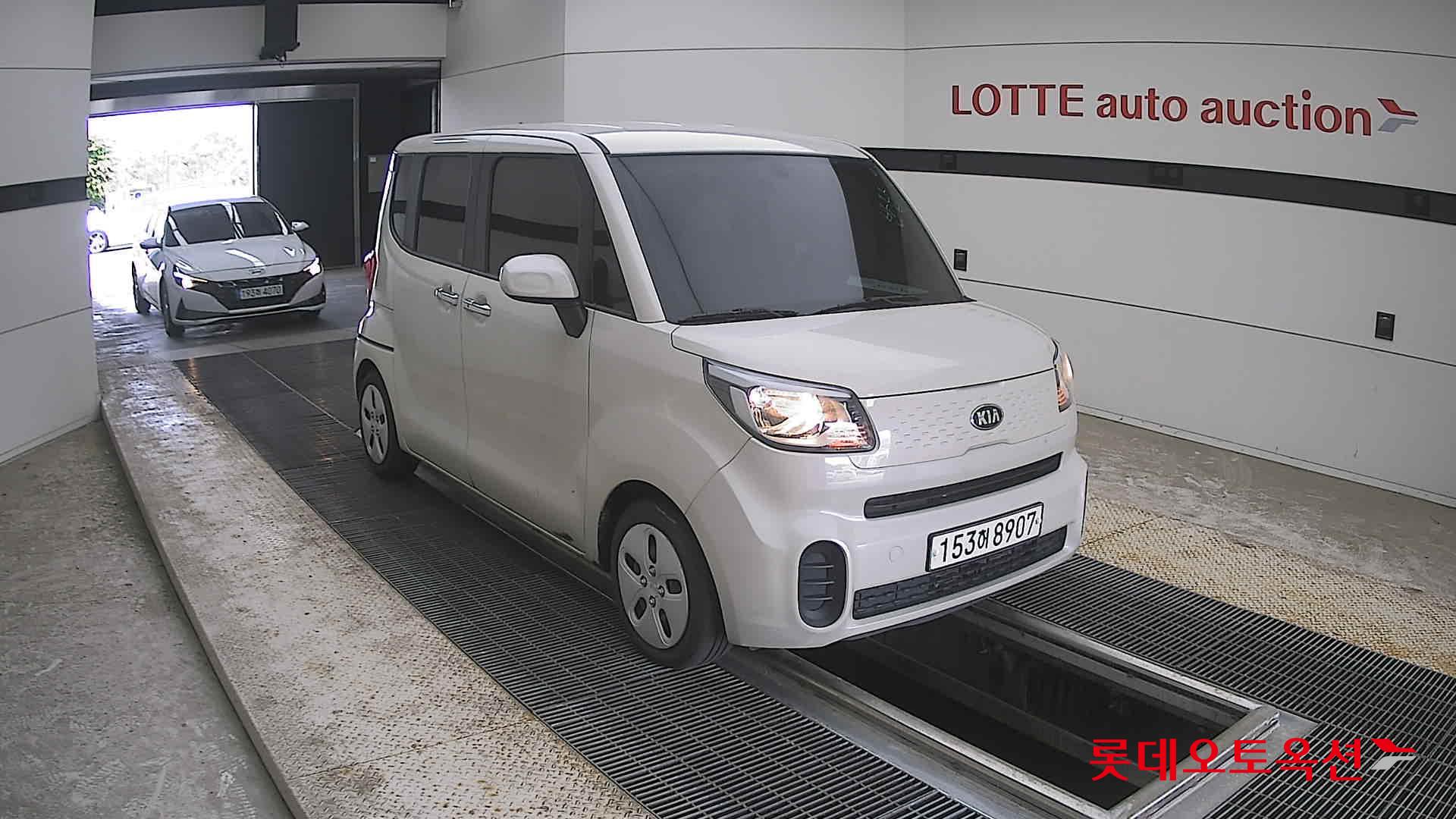 2021 - kia ray