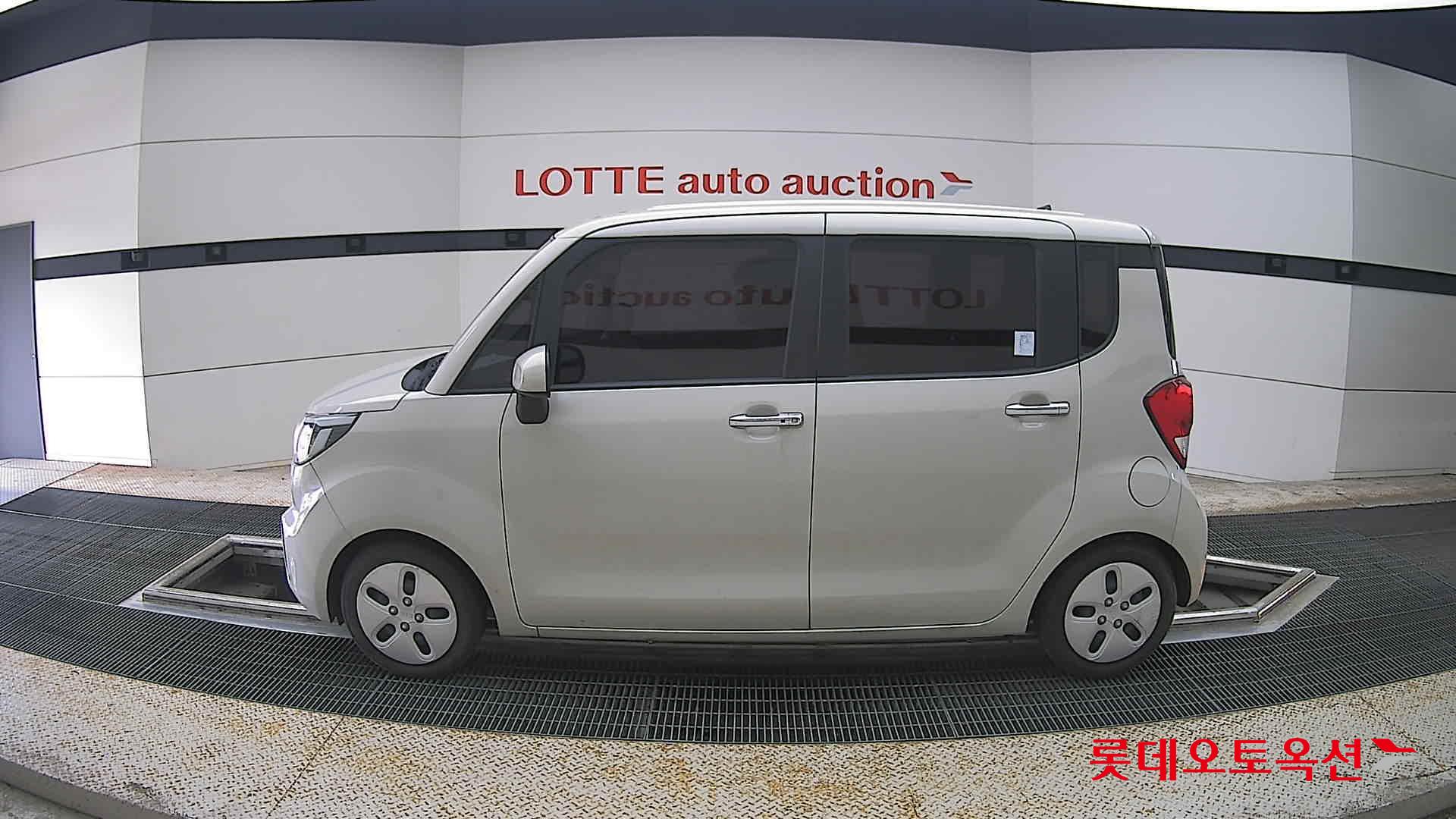 2021 - kia ray