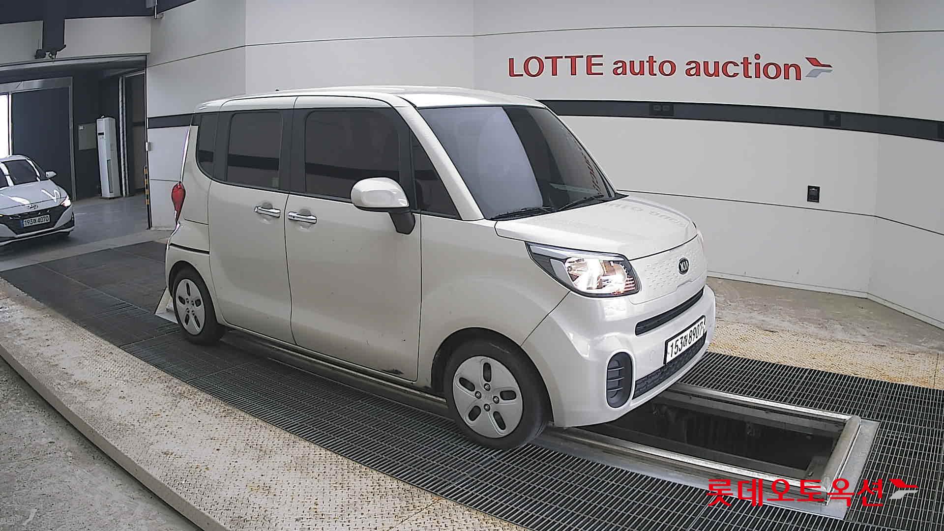 2021 - kia ray