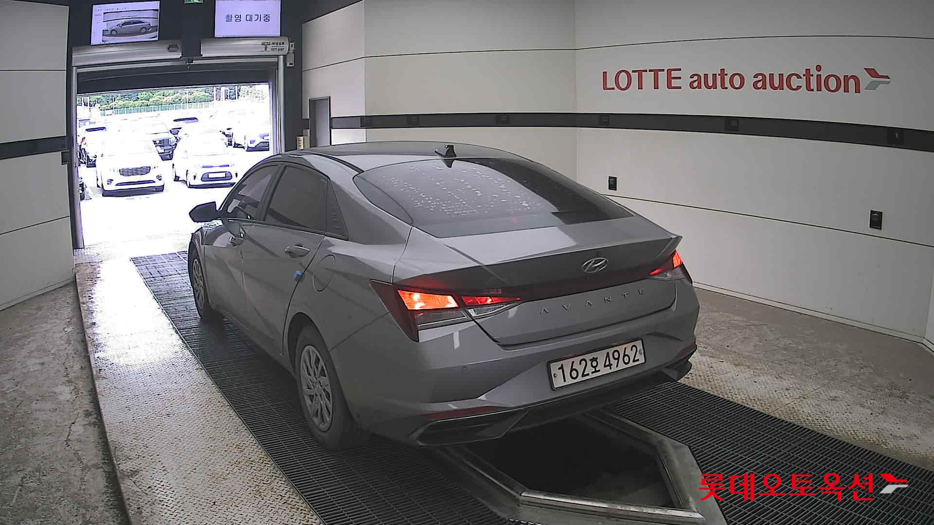 2021 - hyundai avante