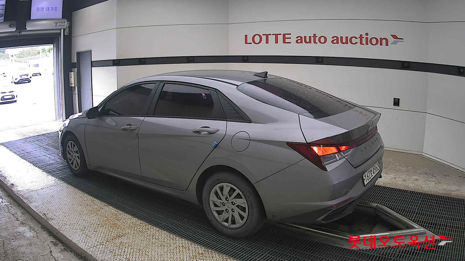 2021 - hyundai avante