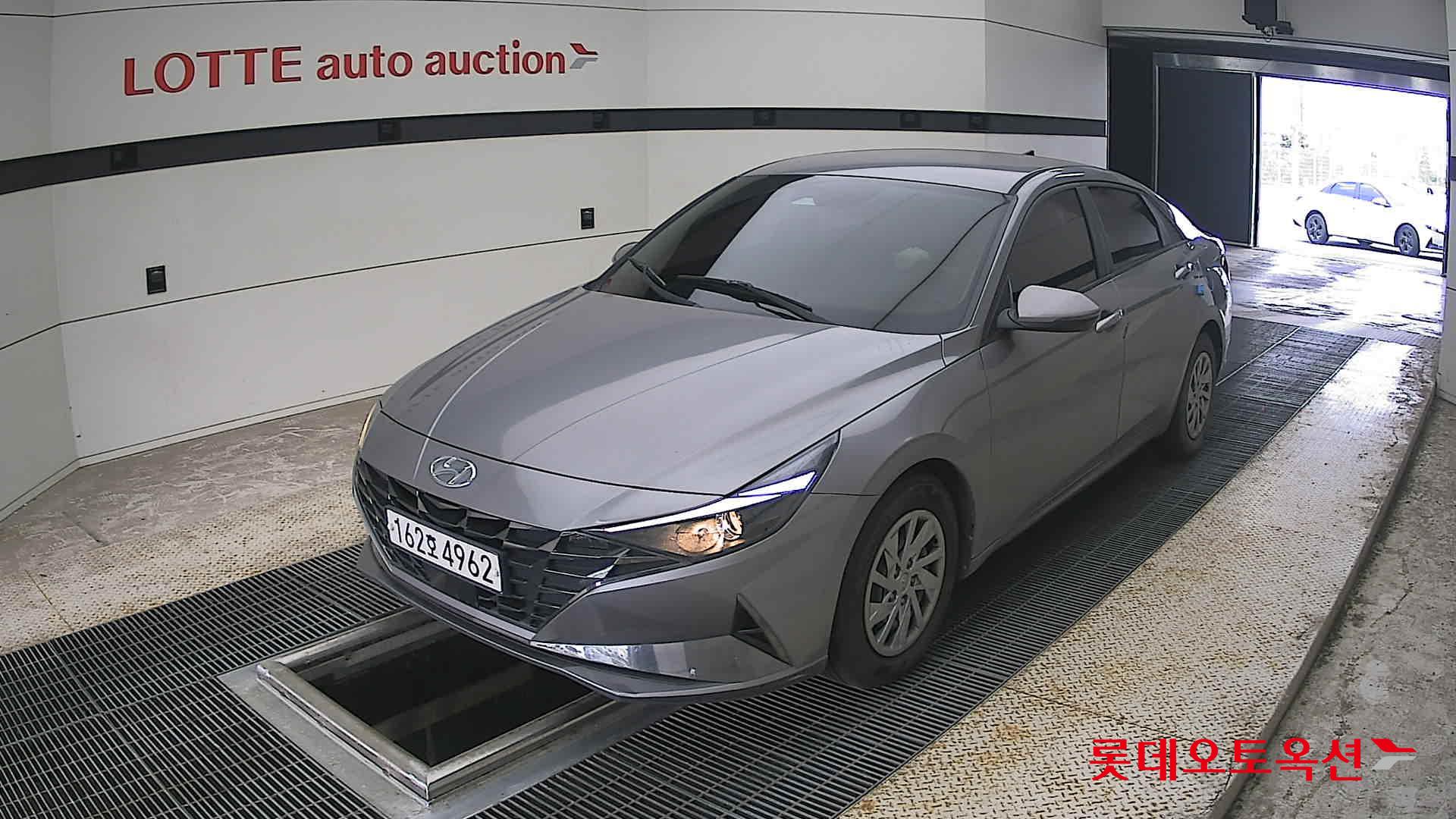 2021 - hyundai avante