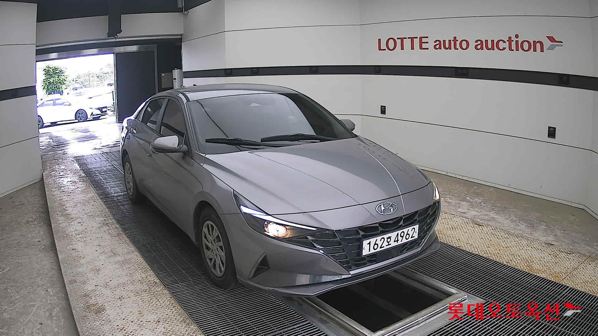 2021 - hyundai avante