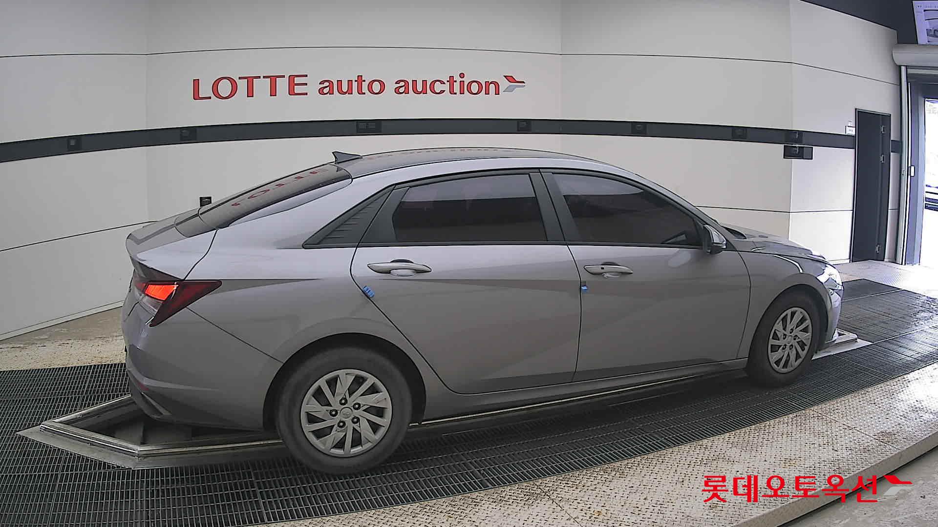2021 - hyundai avante