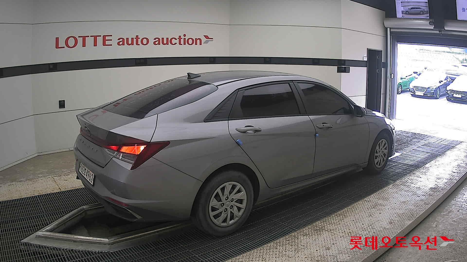 2021 - hyundai avante